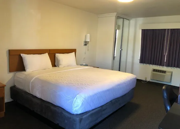 Monticello Motel Portland